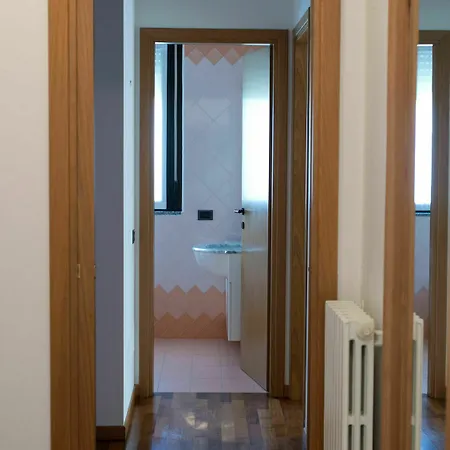 Kristall Lägenhetshotell Desenzano del Garda