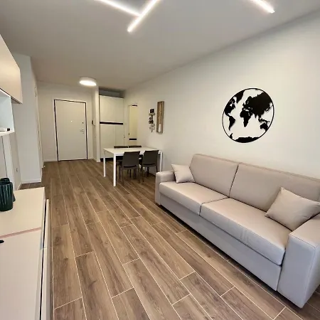 Hotel apartamentowy Kristall Desenzano del Garda