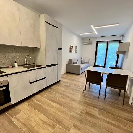 Kristall Hotel apartamentowy 2*