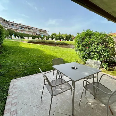 Kristall Hotel apartamentowy Desenzano del Garda