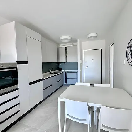 Kristall Hotel apartamentowy 2*